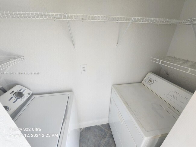 Foto del edificio - 12174 SW 143rd Ln