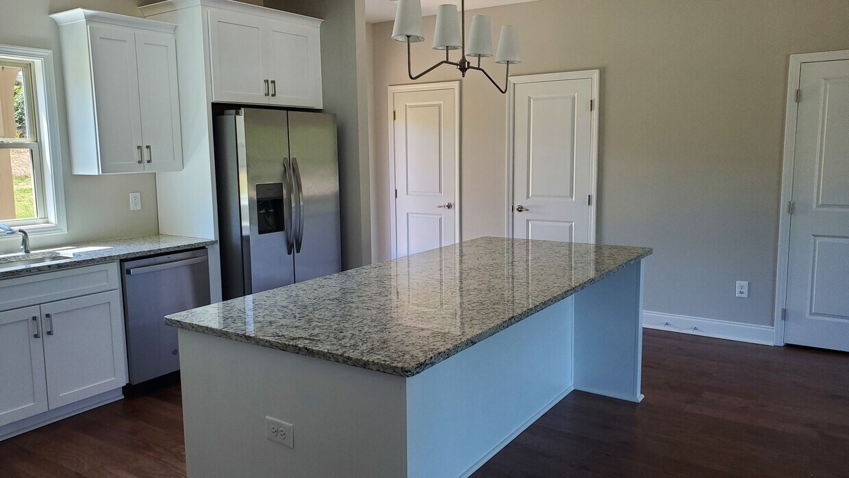 Primary Photo - Hartbrook Townhomes - 3260 Academy Drive U...