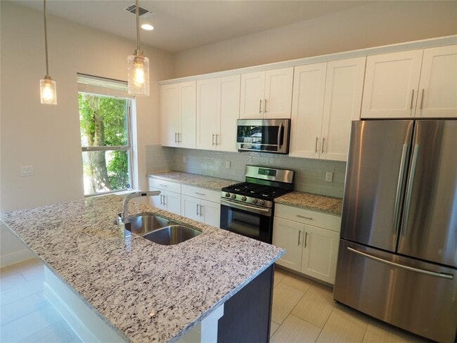 Foto del edificio - 1710 Garden St