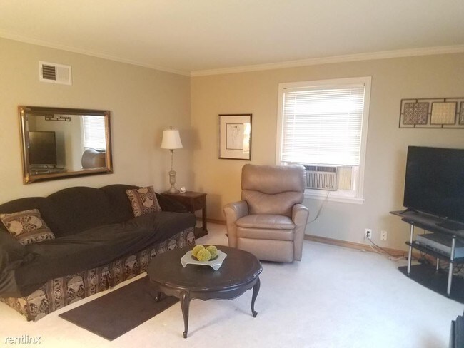 Foto del edificio - 416 N 92nd St