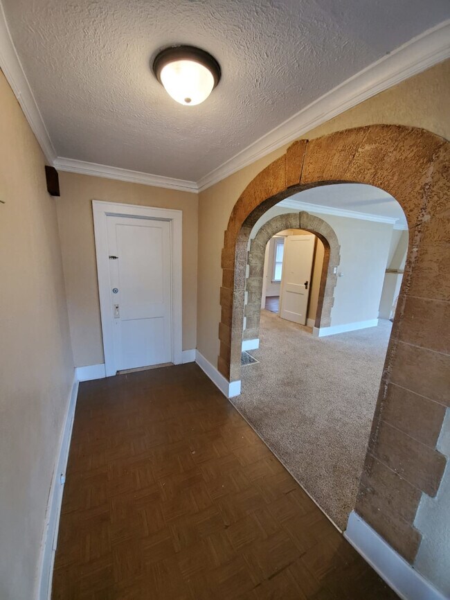 Foto del edificio - 3113 Pleasant St