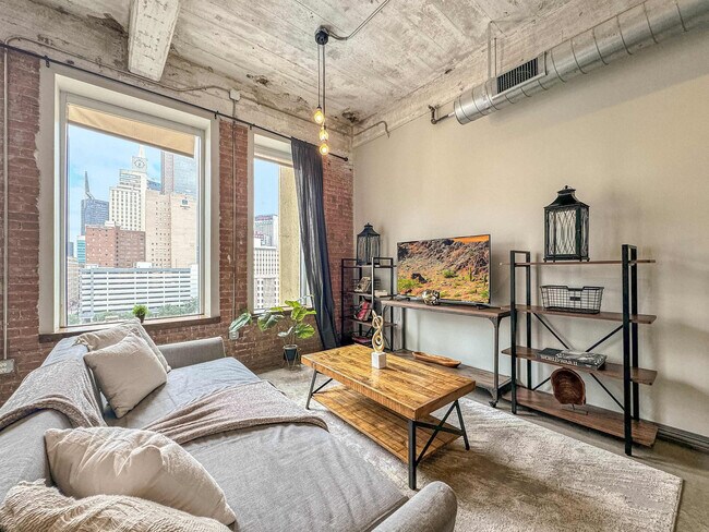 Foto del edificio - 555 Evergreen St