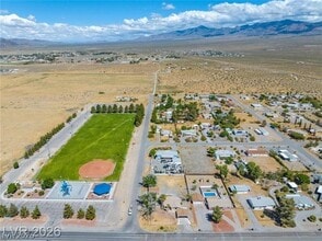 Building Photo - 510 E Simkins Rd