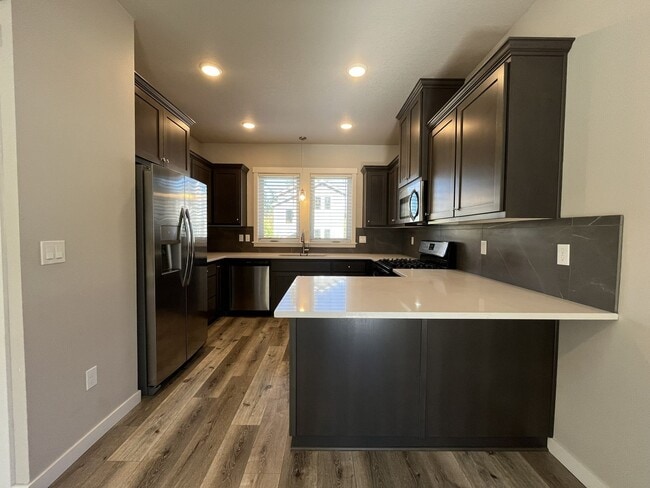Building Photo - Charming 3-Bedroom, 3-Bathroom Home with Modern Finishes and Open Layout