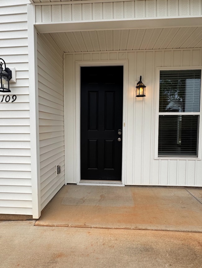 Photo - ???? 3BR/2BA Home in Travelers Rest – Close to Downtown, Trails & Mountain Views!