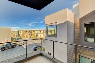 Building Photo - 5289 Feathertop Dr