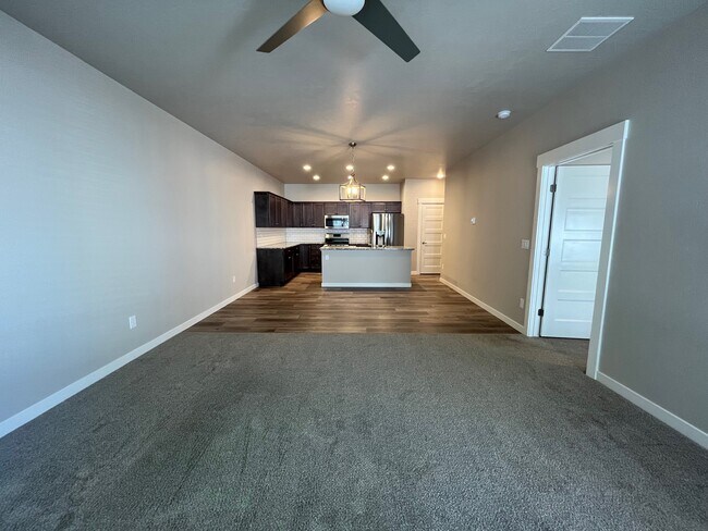 Building Photo - 6348 W Tierra Ln