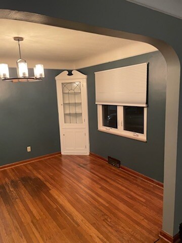 Comedor - 1571 Lincoln Ave