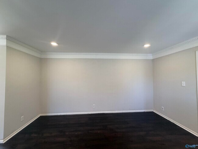 Foto del edificio - 8711 Edgehill Dr SE