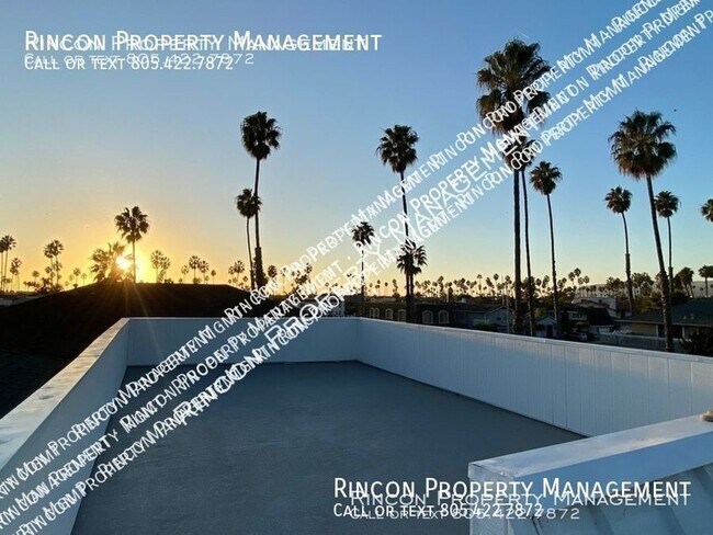 Building Photo - *Ventura Keys Duplex* 3 Bedrooms/2.5 Baths