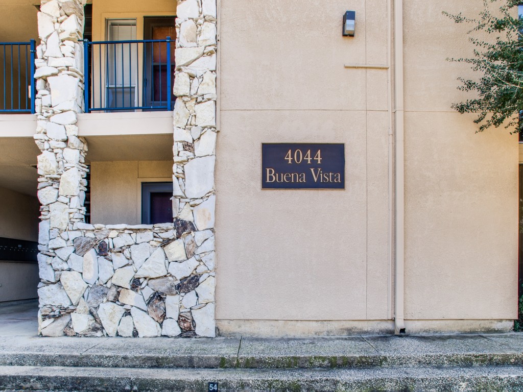 Street view - 4044 Buena Vista St
