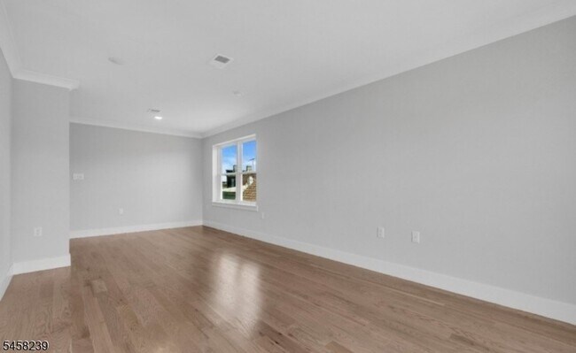 Foto del edificio - 213 Pine St