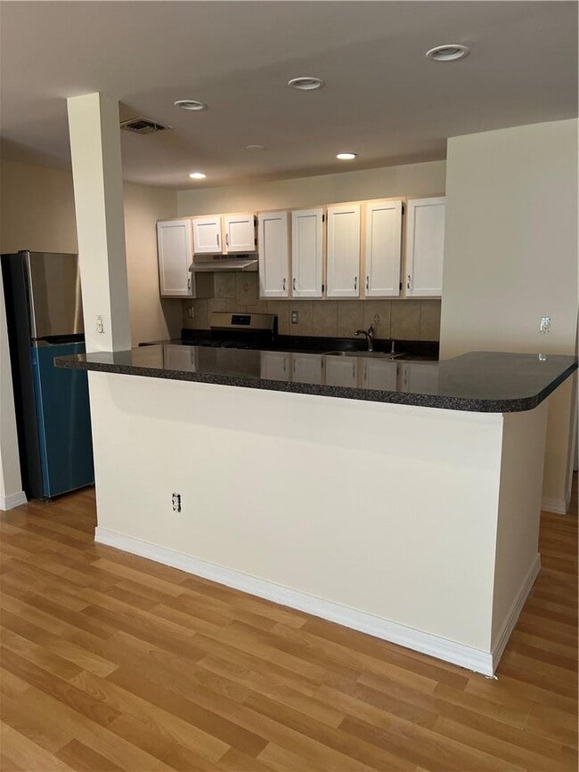 Building Photo - 5 Klint Ct