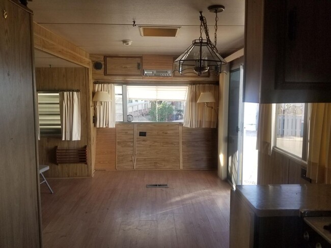 Building Photo - HBird Harvest (Balboa)