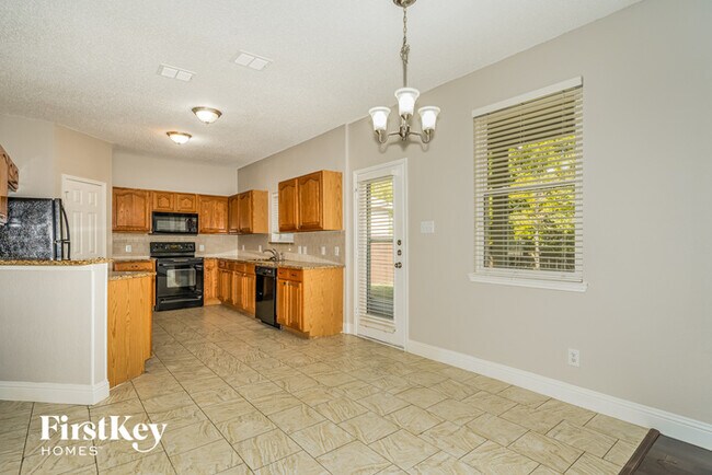 Foto del edificio - 1208 Indian Trail Rd
