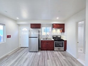 Building Photo - 1759 Cerritos Ave