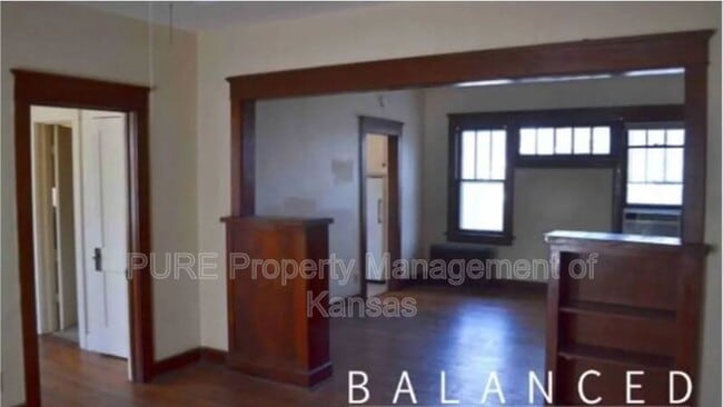Building Photo - 808 SW 11th St