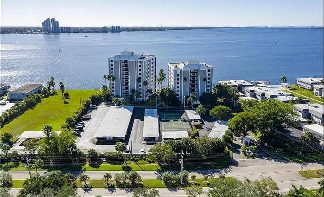 Photo - 3350 N Key Dr Townhome