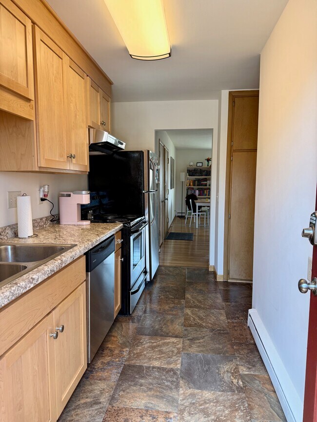 Foto del edificio - 501 Shepard Ter