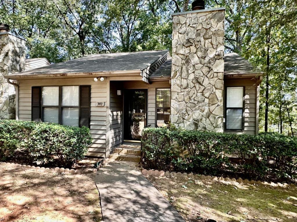 Foto principal - 392 Tall Oaks Trail