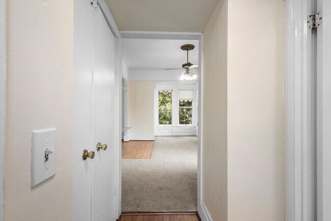 Foto del edificio - 1231 Park Ave