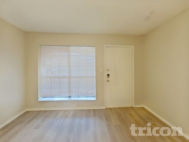 Foto del edificio - 7828 Texridge Dr