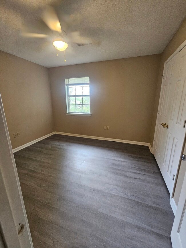 Foto del edificio - 1 Lilac St