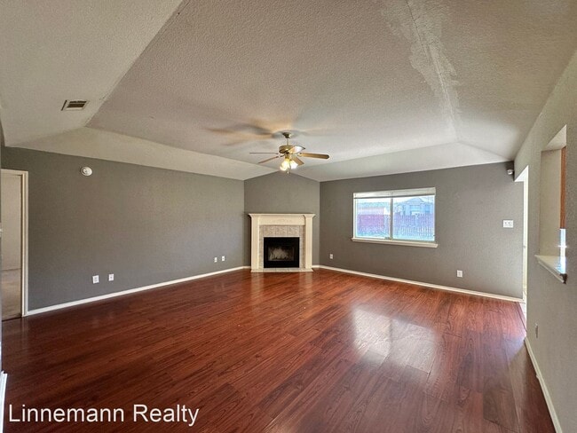 Building Photo - 4 br, 2 bath House - 3806 Basset Court