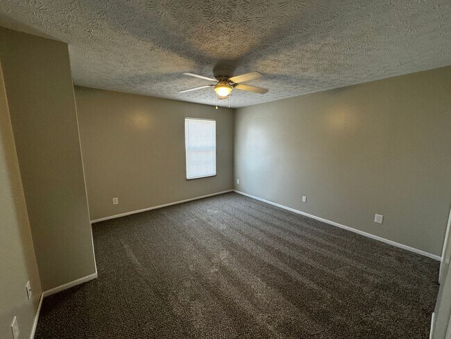 Building Photo - MN Cedar Village (873)