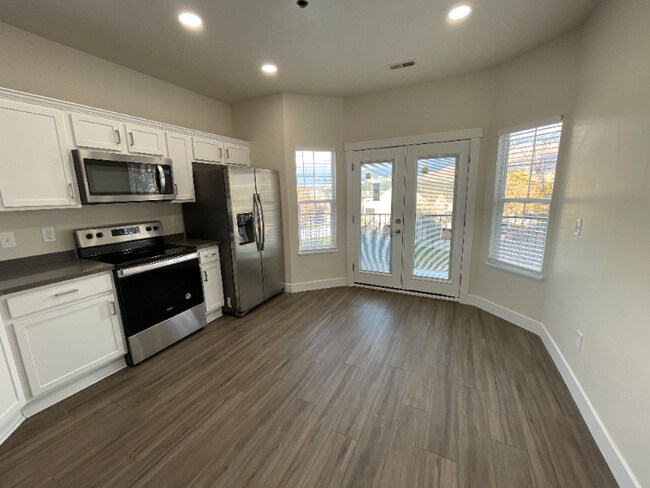 Building Photo - 13528 Venicia Way