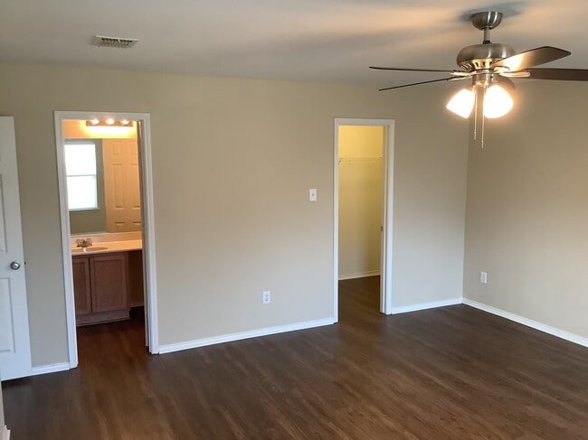 Building Photo - 1741 Trego Dr