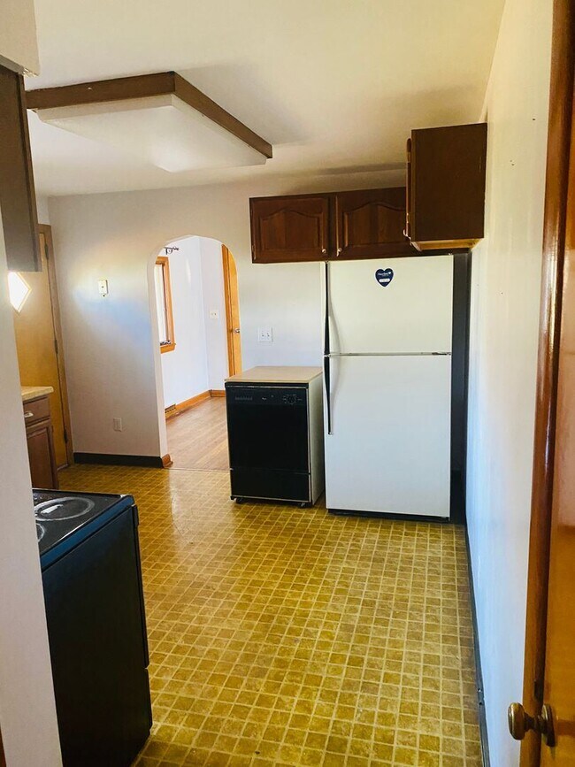 Foto del edificio - 3 br, 1 bath House - 412 Wells Rd