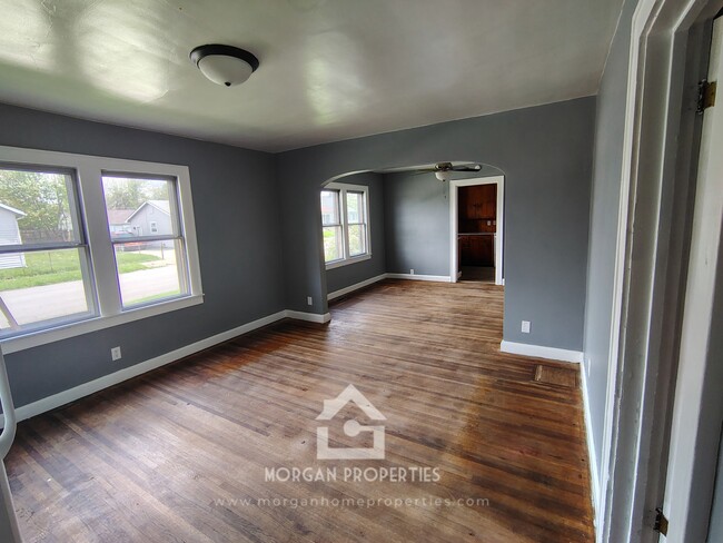 Foto del edificio - 623 E 27th St