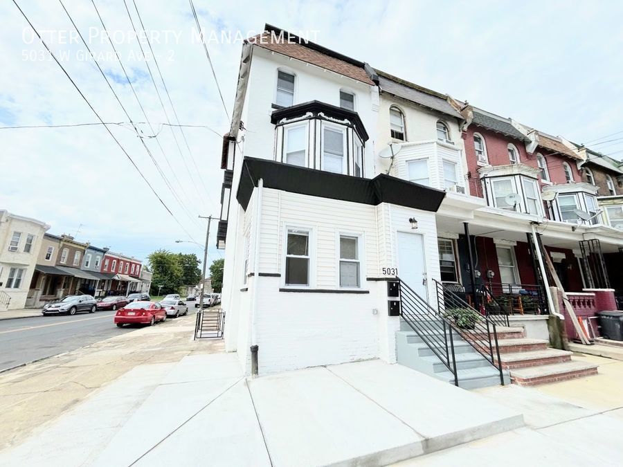 Foto principal - Modern 4BR/1BA West Philly Home in Beautif...