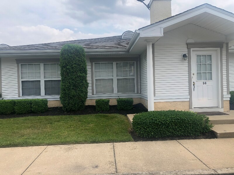 Foto principal - 2139 E Chestnut Ave