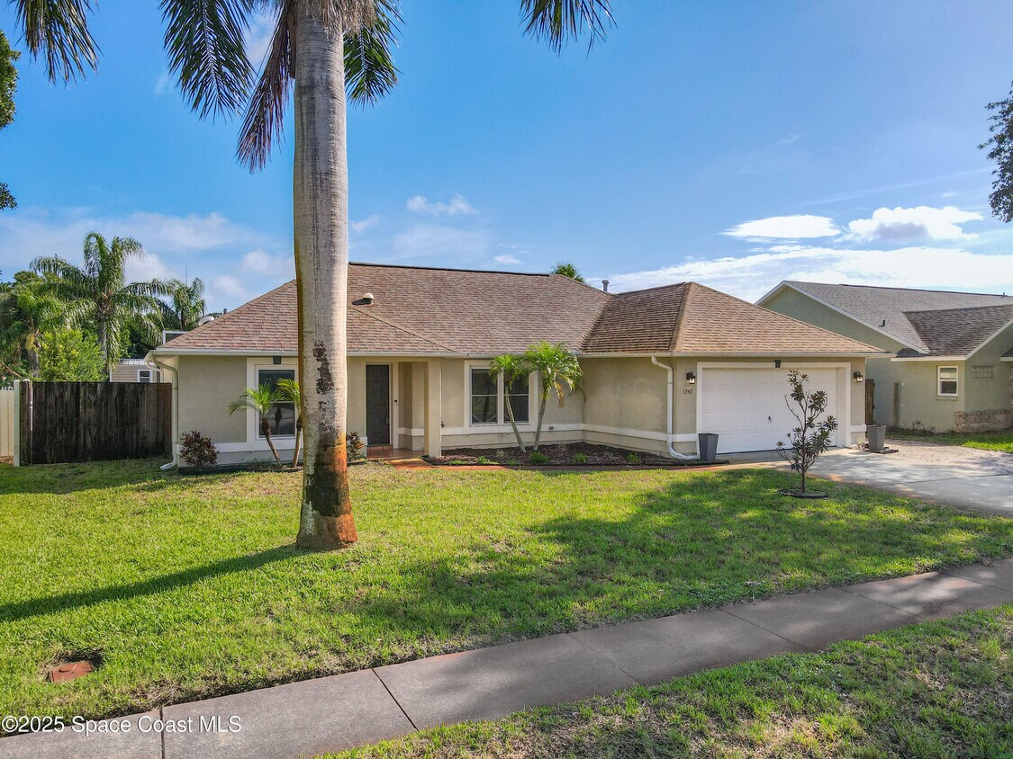 Foto principal - 1342 Richwood Cir