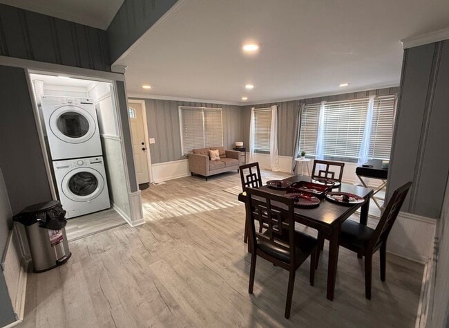 Building Photo - 2015 Old Edisto Dr