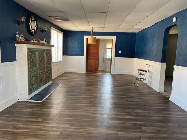 Foto del edificio - Two Bedroom Home