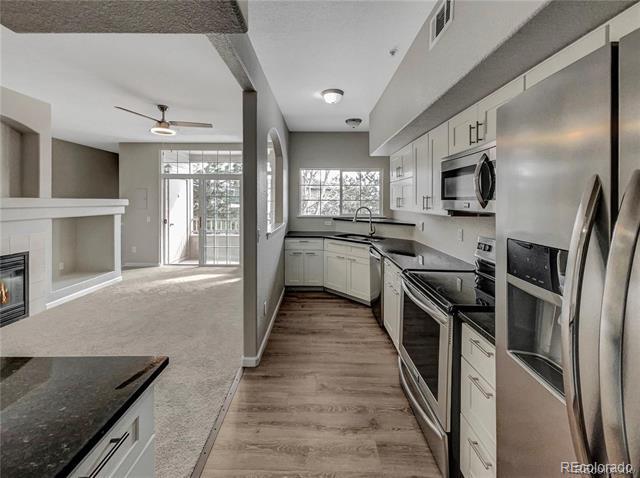 Foto del edificio - 9550 E Florida Ave