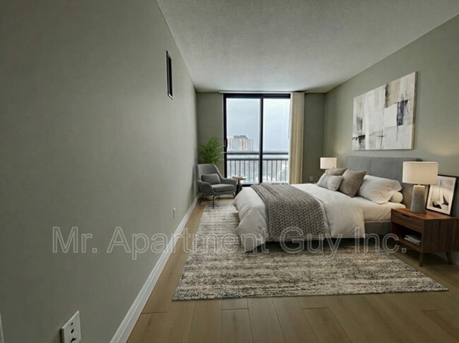 Photo du bâtiment - 2200 Sherobee Rd