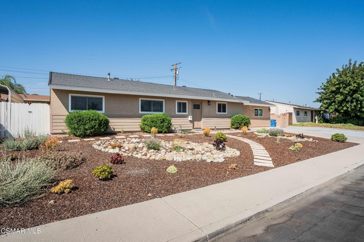 Foto principal - 1227 Alexander St