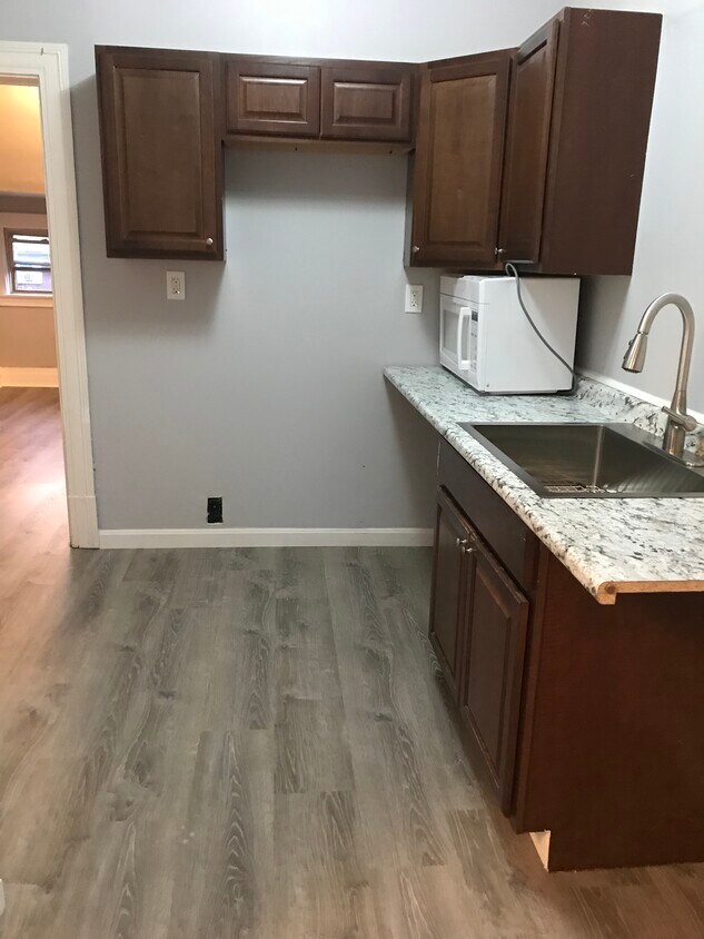 Foto principal - 604 N Euclid Ave