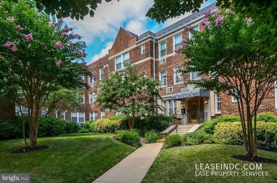 Photo - 3051 Idaho Avenue NW-#325