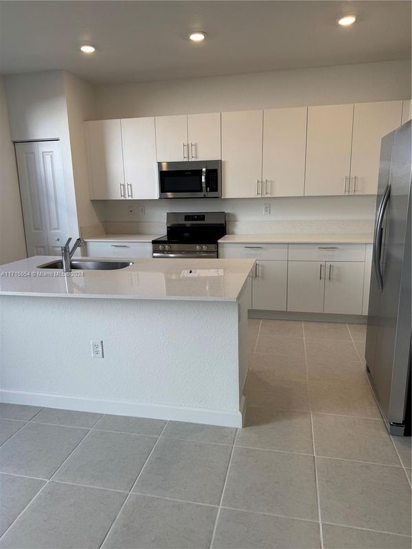 Foto del edificio - 2531 SE 29th St