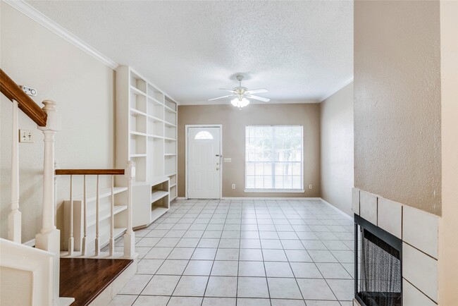 Foto del edificio - 2910 Grants Lake Blvd