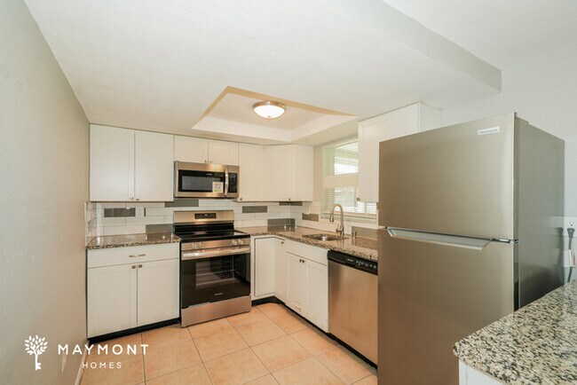 Foto del edificio - 9231 St Regis Ln