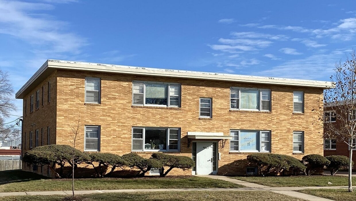 Primary Photo - Sublet available until 7/31/25 1-bed 1-bat...