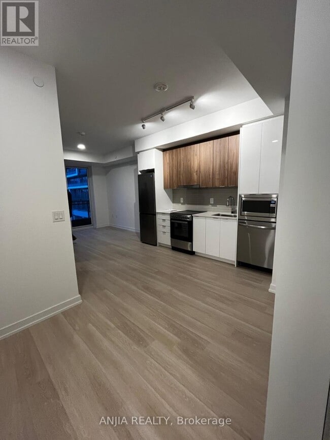 Building Photo - 9763 Markham Rd