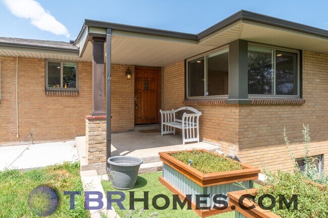 Foto del edificio - 8635 W Tennessee Pl