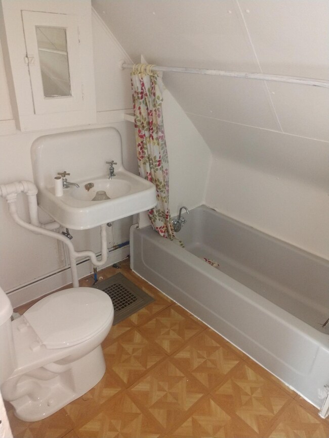 Foto del edificio - 1626 N 28th St